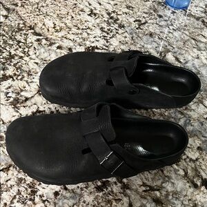 Birkenstock Men's Black clogs